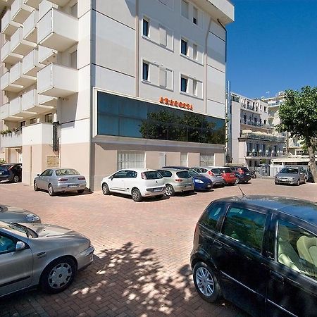 Hotel Aragosta Rimini Exterior photo