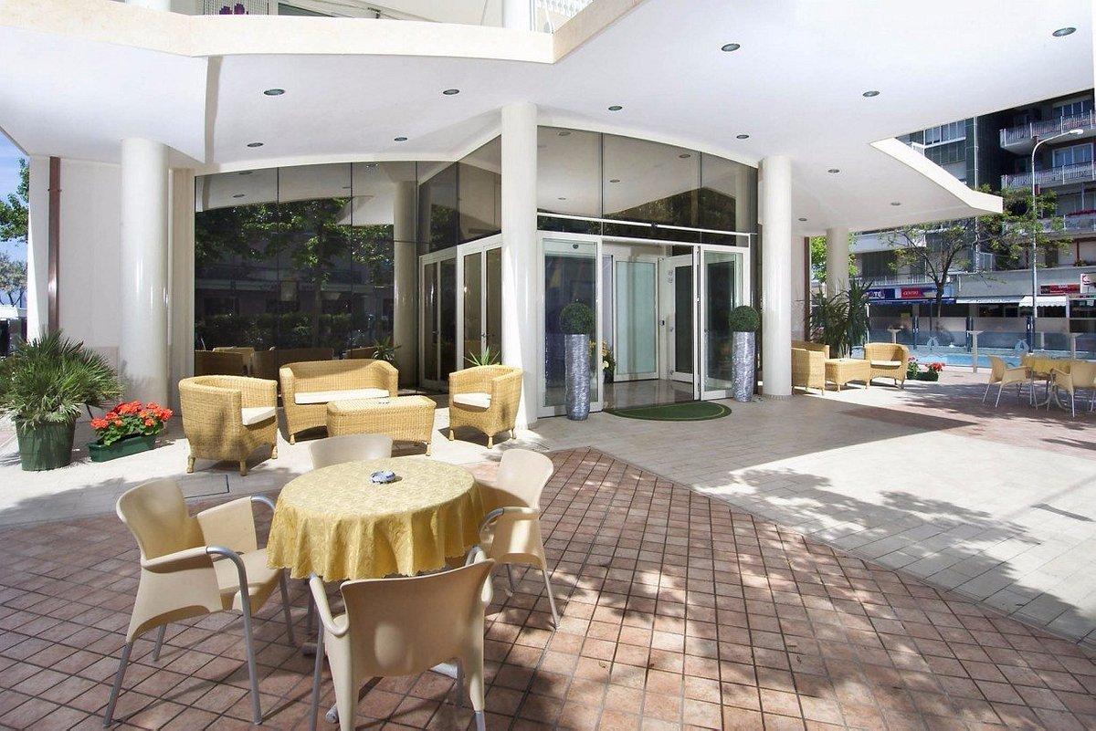 Hotel Aragosta Rimini Exterior photo